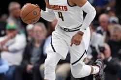 开云体育-关于雷霆碾压猛龙，威斯布鲁克爆发神勇的信息