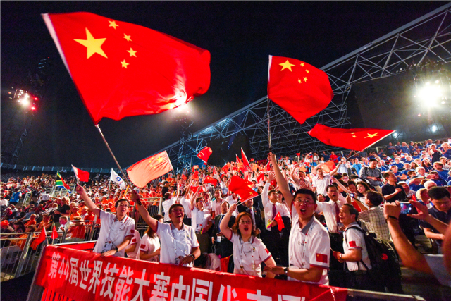 阿联酋代表团表现出色,成就传奇 阿联酋代表团表现出色,成就传奇