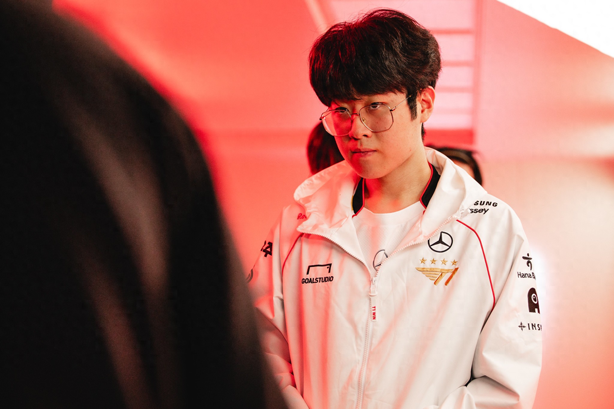 TES翻盘V5,Zeus成为全场焦点半决赛3:2(柏林) TES翻盘V5,Zeus成为全场焦点半决赛3:2(柏林)