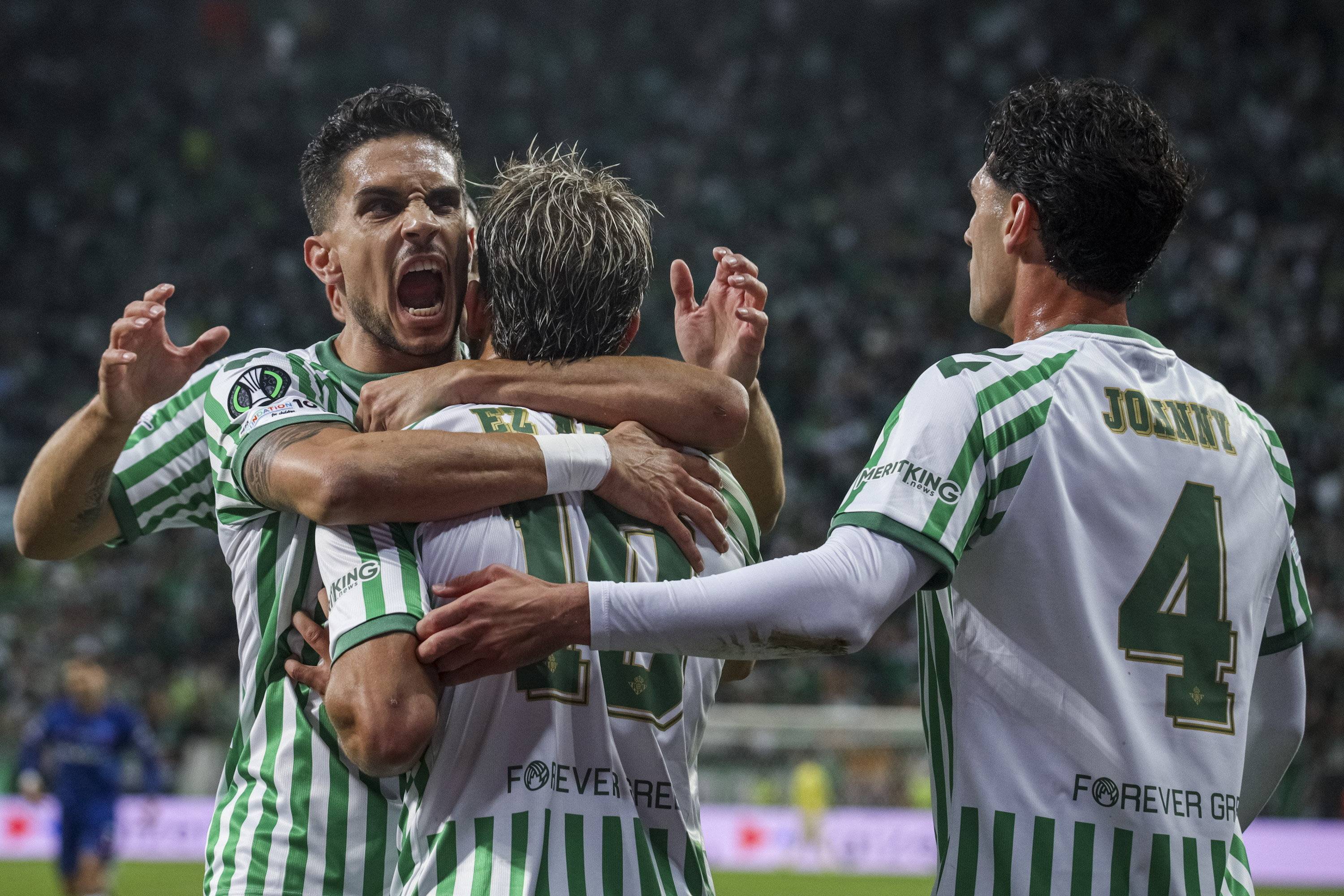 切尔西连续三战不败,冲击前四不可阻挡 切尔西连续三战不败,冲击前四不可阻挡