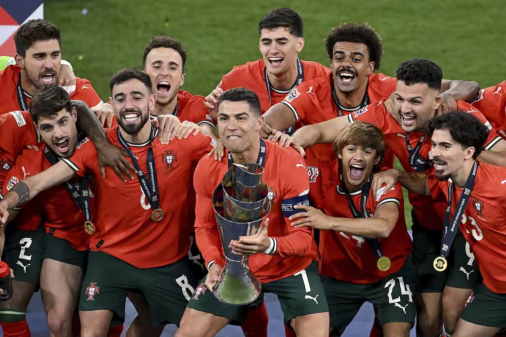 包含欧预赛开幕在即,球队决胜负激战一触的词条 包含欧预赛开幕在即,球队决胜负激战一触的词条