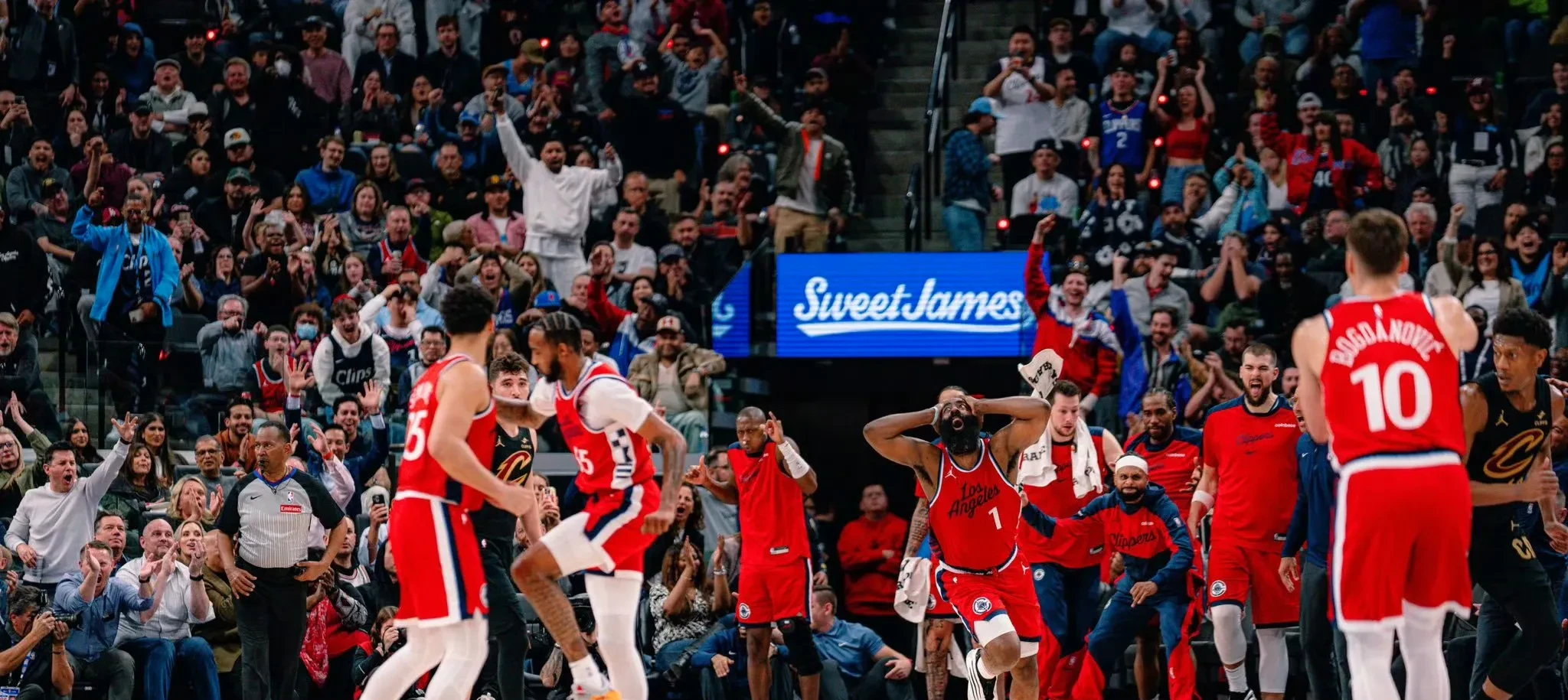 马刺鏖战篮网,莫里斯统治全场的简单介绍 马刺鏖战篮网,莫里斯统治全场的简单介绍