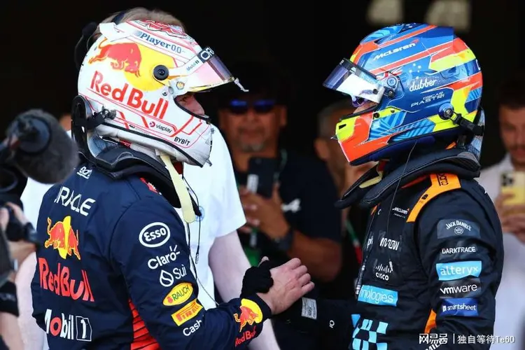 关于梅赛德斯碾压迈凯伦,佩雷兹扛起全队的信息 关于梅赛德斯碾压迈凯伦,佩雷兹扛起全队的信息