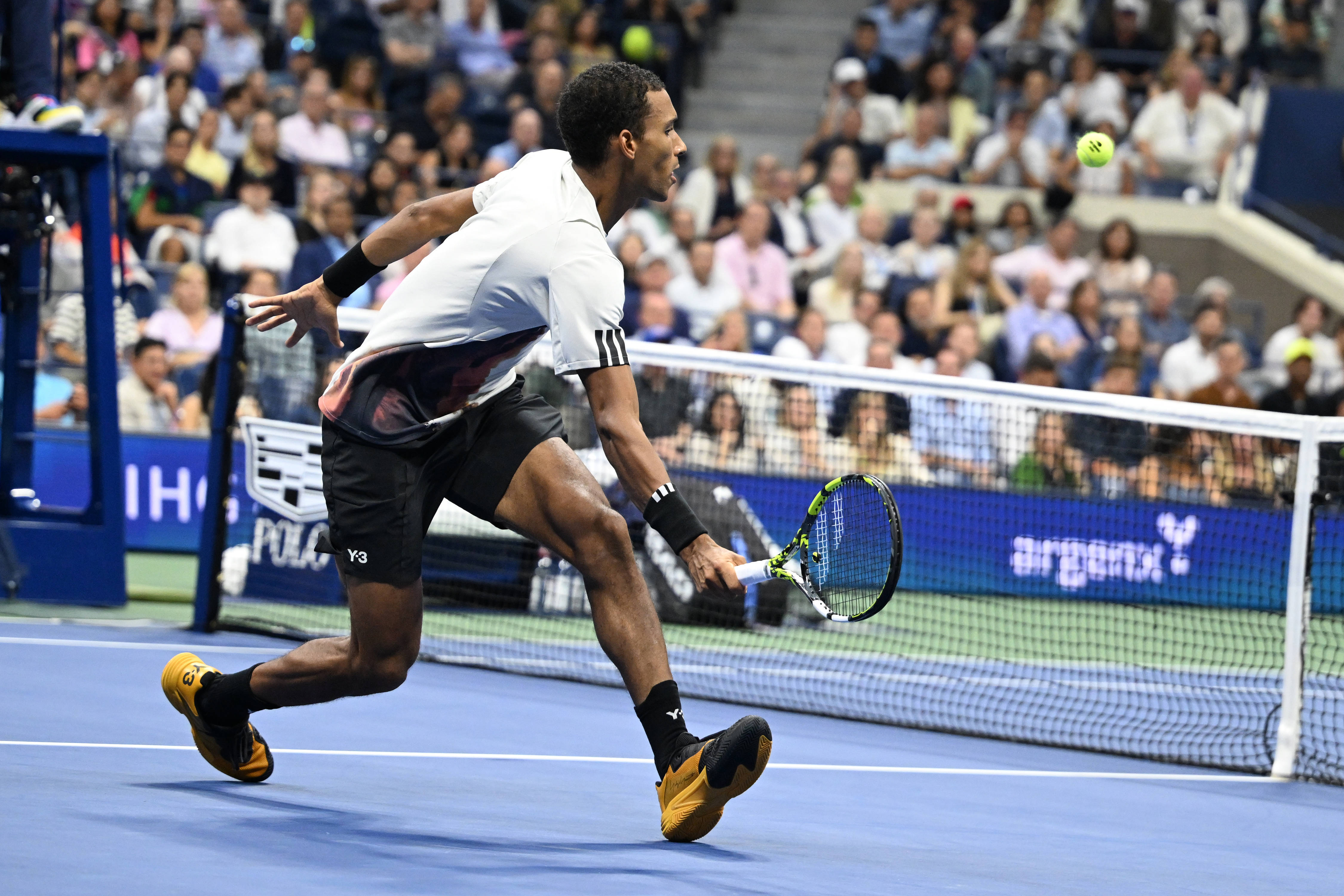 蒙特卡洛大师赛轻取法网，辛纳刷新纪录